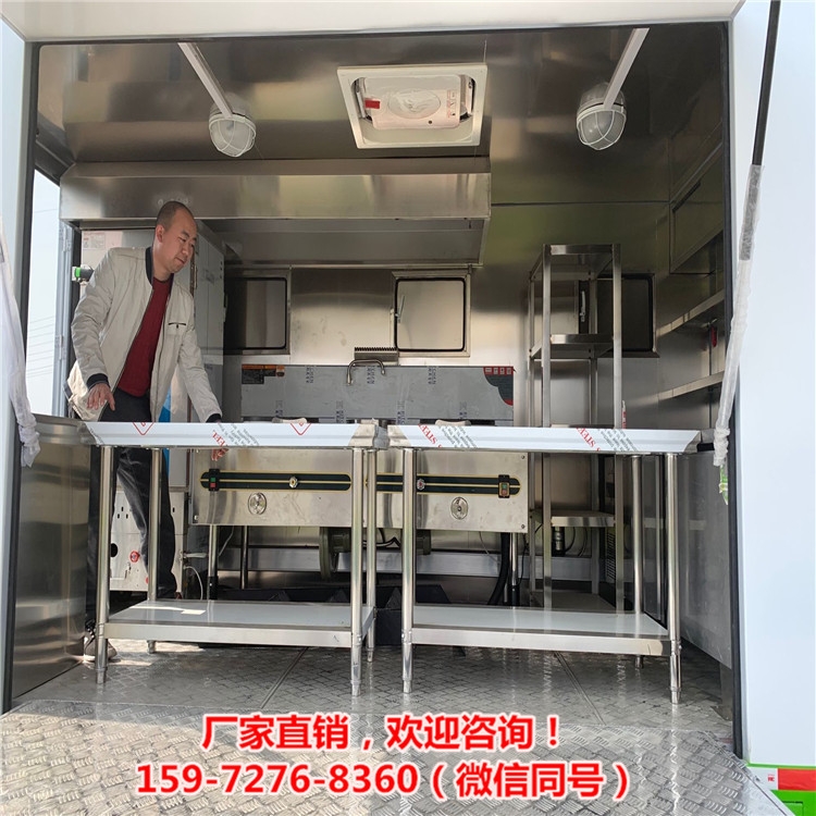 酒店专用移动歺饮车可随带厨师操作移动大排档餐饮车